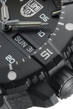 Load image into Gallery viewer, MASTER CARBON SEAL AUTOMATIC