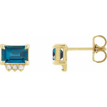 Charger l'image dans la galerie, 14k Yellow Gold Blue Topaz Earrings
