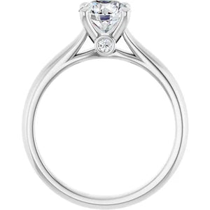 Round Diamond Engagement Ring