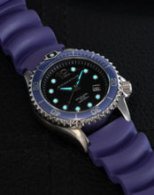 Charger l'image dans la galerie, Mini Eclipse Solar [30mm] - Black/Purple
