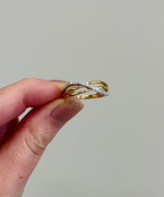 Load and play video in Gallery viewer, 10k Two Tone Gold Diamond Ring
