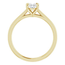 Load image into Gallery viewer, Yellow Gold Oval Solitaire Diamond Engagement Ring
