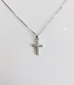 10k White Gold Diamond Cross Pendant (Chain Included)